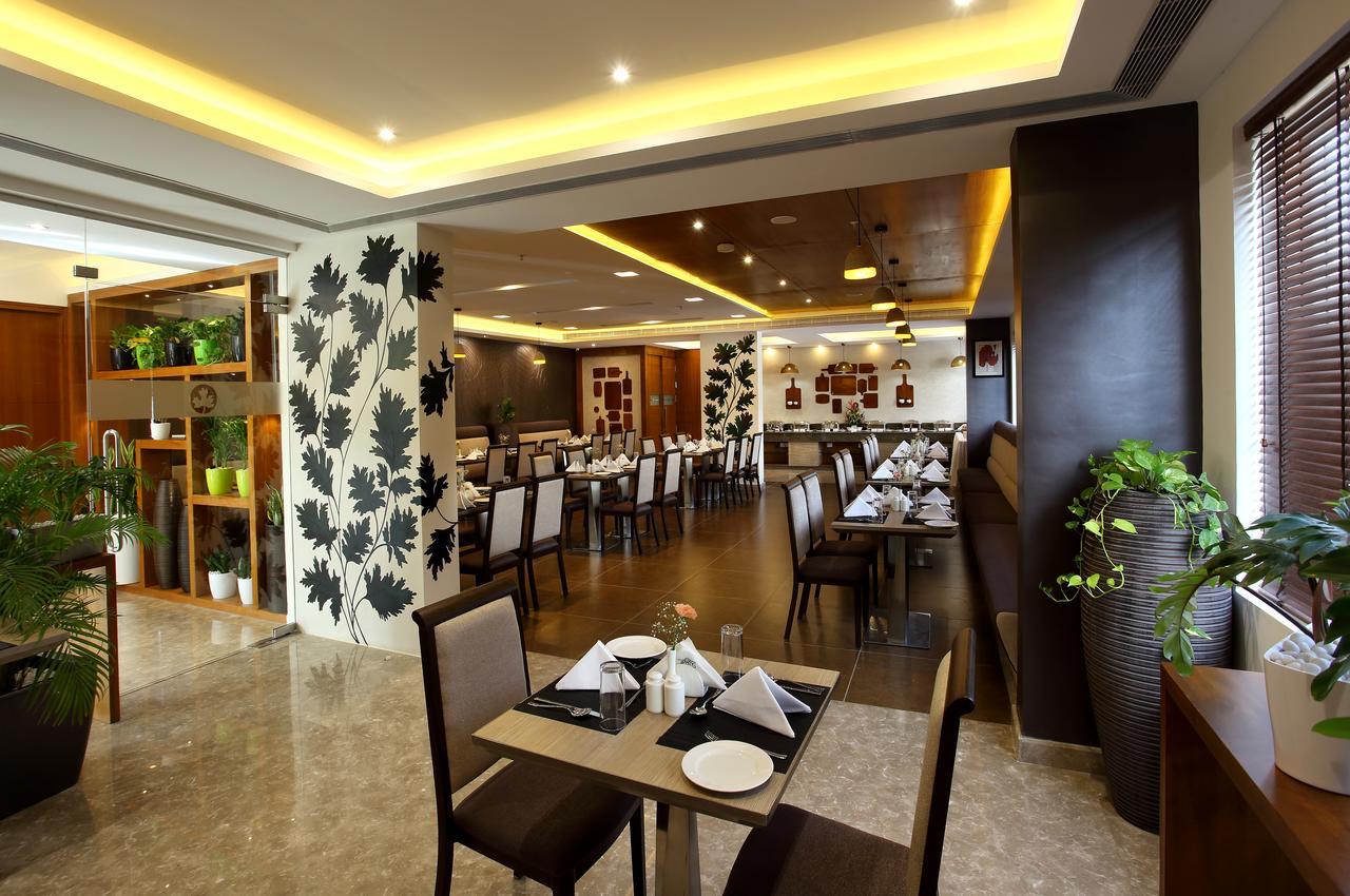 Sugar Business Hotel Kochi Εξωτερικό φωτογραφία