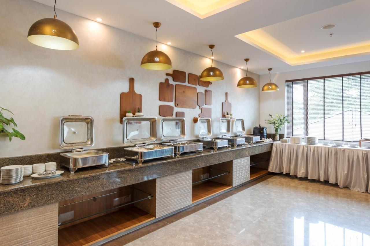 Sugar Business Hotel Kochi Εξωτερικό φωτογραφία