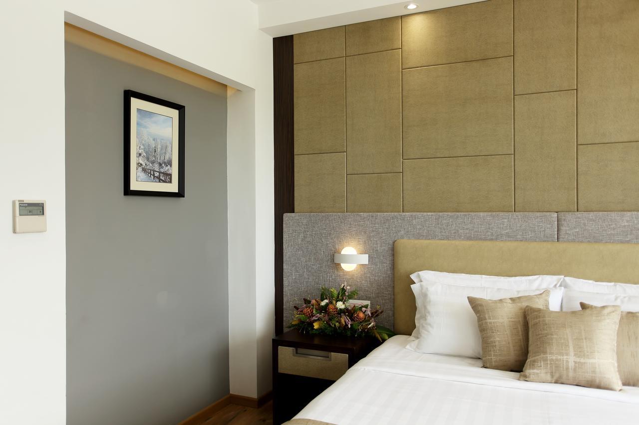 Sugar Business Hotel Kochi Εξωτερικό φωτογραφία